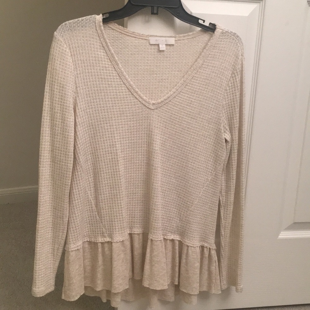 Long sleeve tee